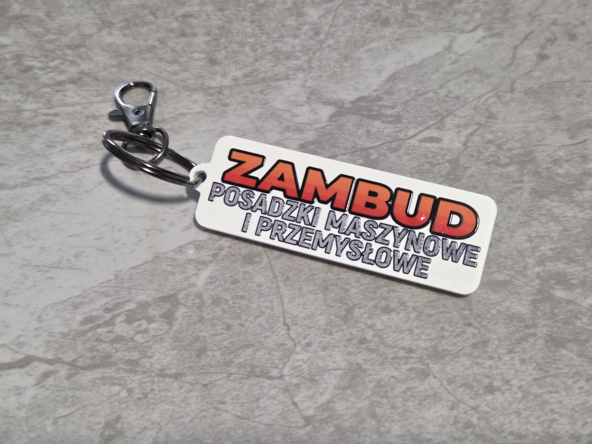Ekskluzywne breloki reklamowe dla deweloperów i biur nieruchomości Fabryka 3D